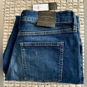 Banana Republic Girlfriend LowRise Jeans, size 30/10.